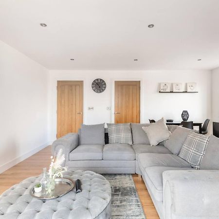 Luxurious 3-Bed Penthouse In Sheffield Apartment Handsworth Екстериор снимка
