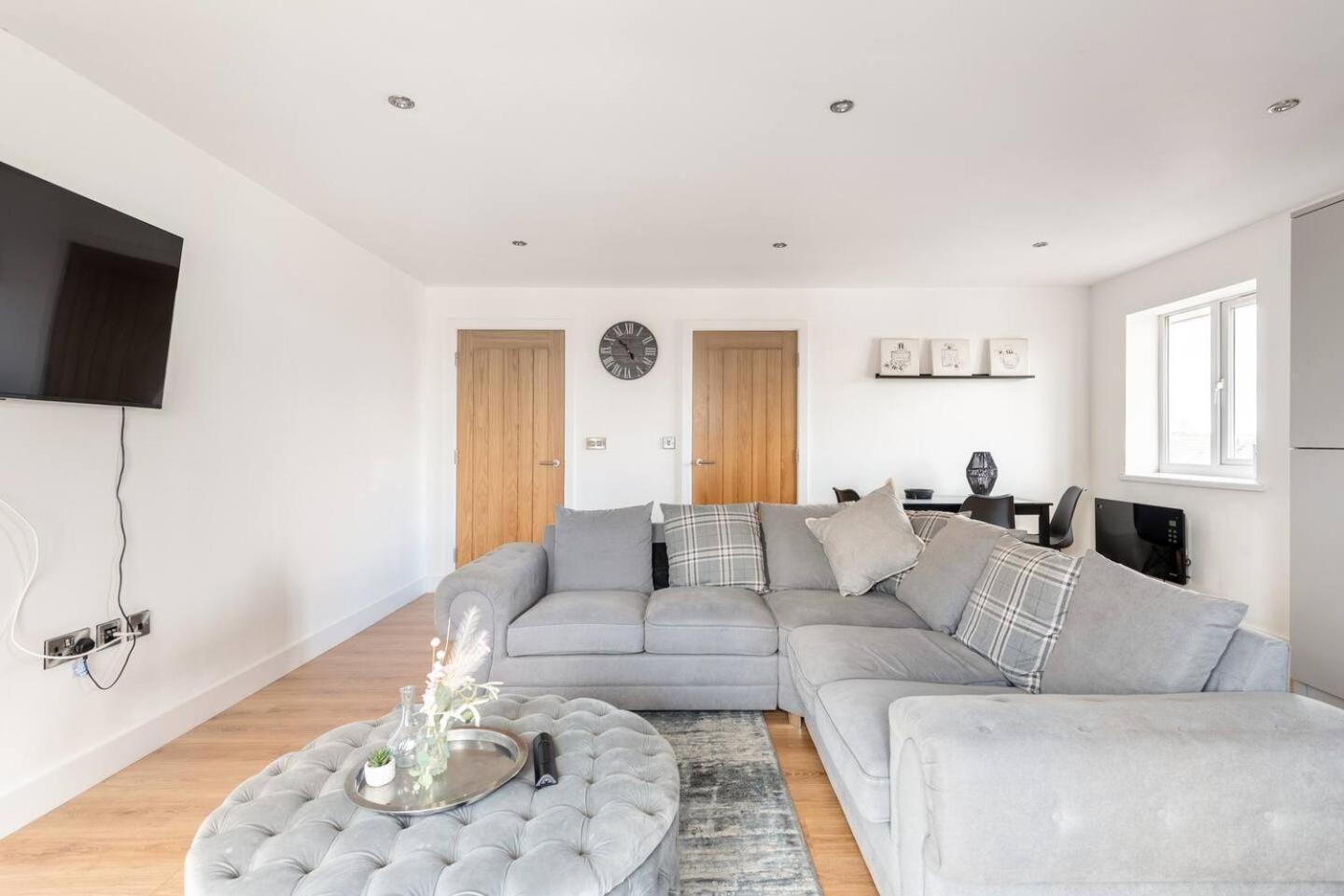 Luxurious 3-Bed Penthouse In Sheffield Apartment Handsworth Екстериор снимка