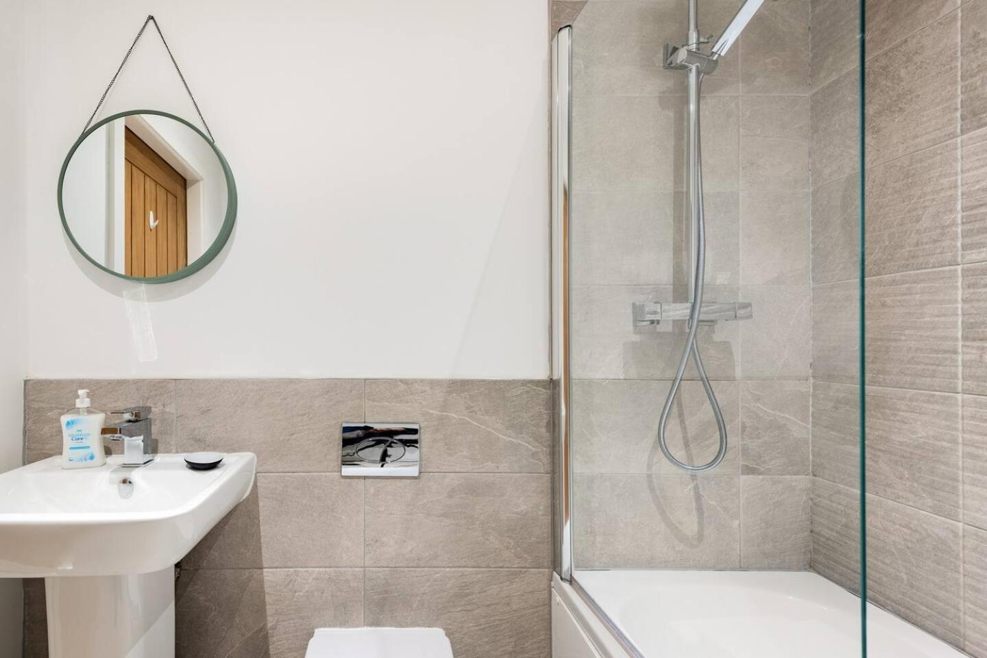 Luxurious 3-Bed Penthouse In Sheffield Apartment Handsworth Екстериор снимка